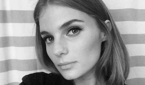 Josefina Montané posa desnuda con 8 meses de embarazo para la revista 