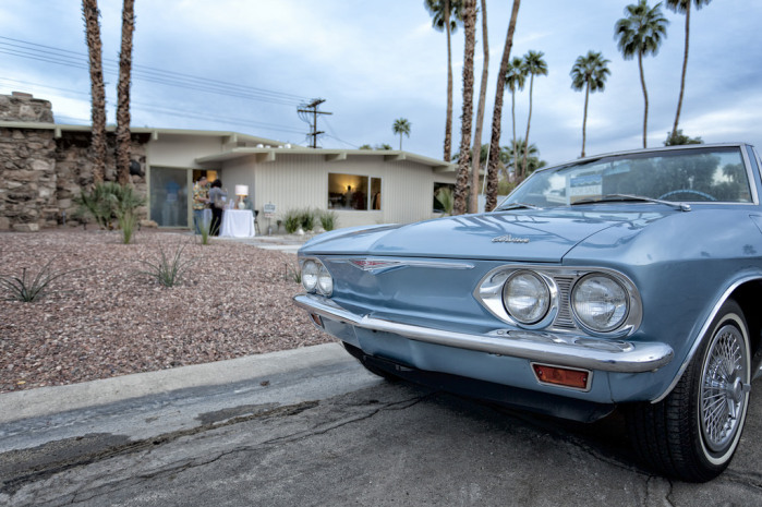 Mujer deja nota a auto estacionado afuera de su casa y recibió inesperada respuesta