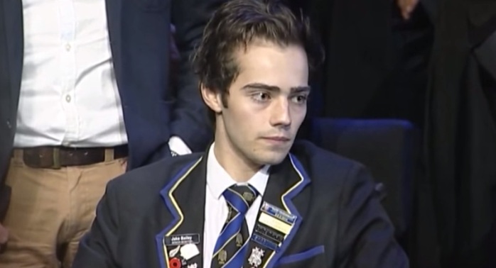 El estremecedor discurso de graduación de joven terminalmente enfermo de cáncer