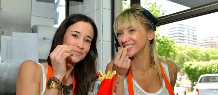 ¡Lo tenía escondido! Titi Aguayo muestra su incipiente guatita de embarazo