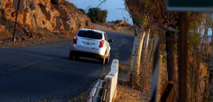 Los Ríos: Hombre cortó puente con motosierra y dejó aisladas a 50 familias