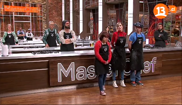 Una emocionada Sheila se convirtió en la quinta eliminada de MasterChef Chile