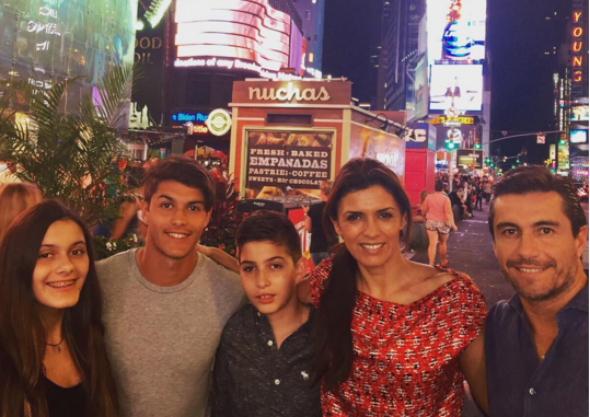 Guapo hijo de Ivette Vergara sacó suspiros con sexy disfraz de Halloween