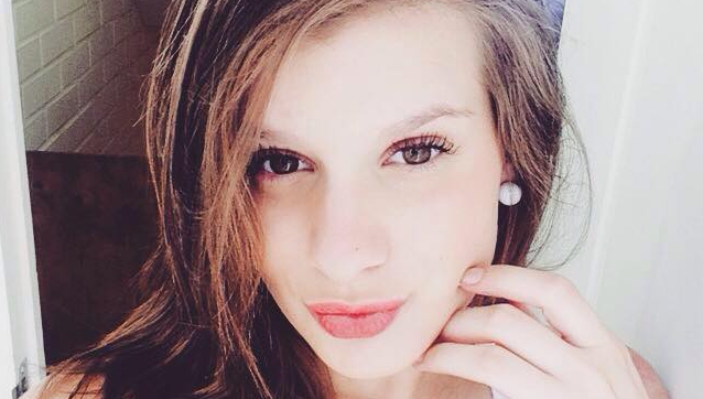 Modelos calientan la final de Copa Chile con atrevidos cuerpos pintados