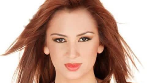 El sexy regalo de musa de “Manos al fuego” a los campeones hinchas del Colo