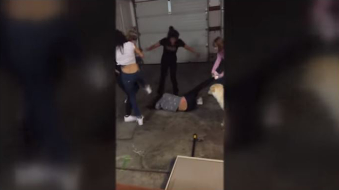 Adolescentes golpearon brutalmente a 