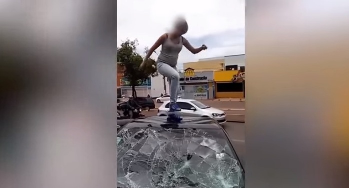 La violenta reacción de brasileña embarazada tras descubrir infidelidad de su novio