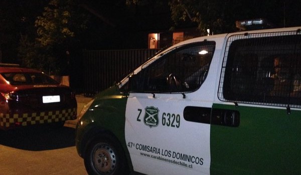 Sujetos asaltan y maniatan a una familia incluyendo a una menor de edad en Las Condes