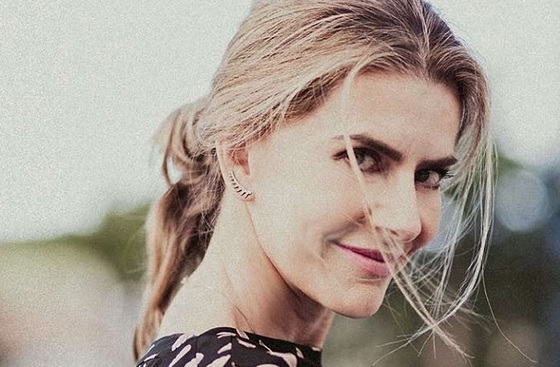 Actriz brasilera Maite Proenca se desnuda para celebrar a su equipo favorito de fútbol