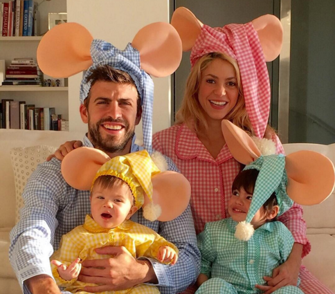 Shakira y Piqué derriten corazones con foto de la primera Navidad de Sasha