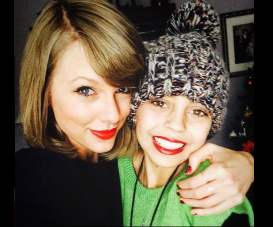 ¡Adorable! Taylor Swift cumple el sueño de fanática con cáncer terminal