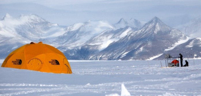 Estudio asegura que agujero del ozono alcanzó niveles récord sobre la Antártida