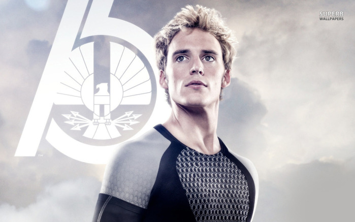 Conoce al actor detrás del sexy tributo 'Finnick Odair' de 