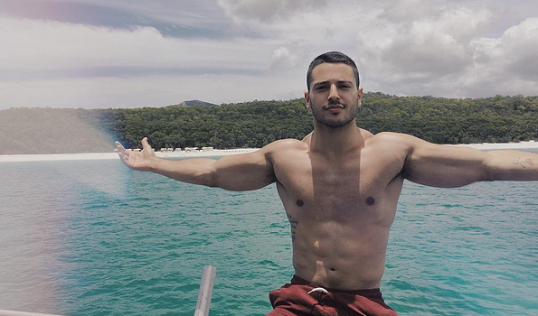 El sexy bailarín de Taylor Swift que derrite las redes sociales