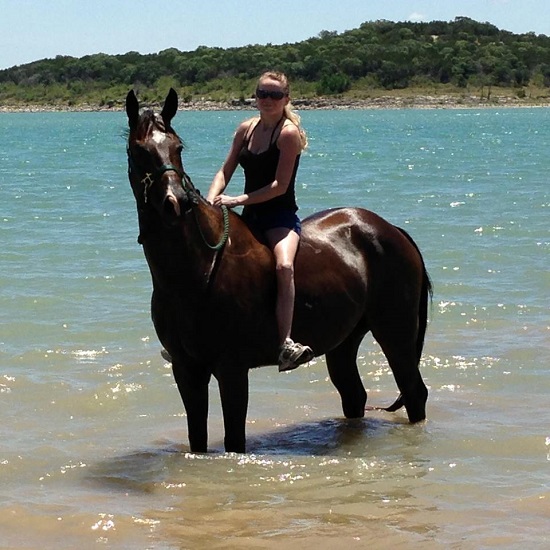 Julie Mott | Facebook