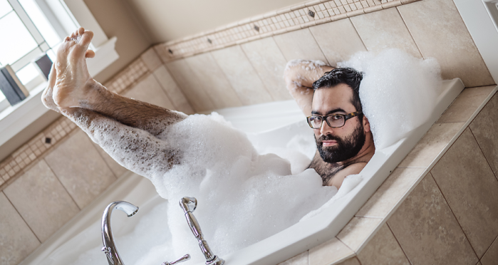 Las fotos ridículamente sexys con que un hombre sorprendió a su esposa: Es viral