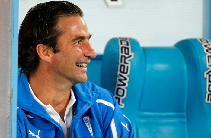 Juan Antonio Pizzi se suma a la lista de candidatos para asumir la ‘Roja’