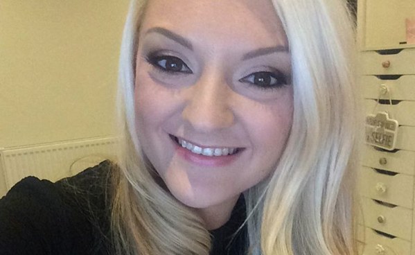 Joven que pesaba más de 107 kilos comparte su drástica pérdida de peso en redes