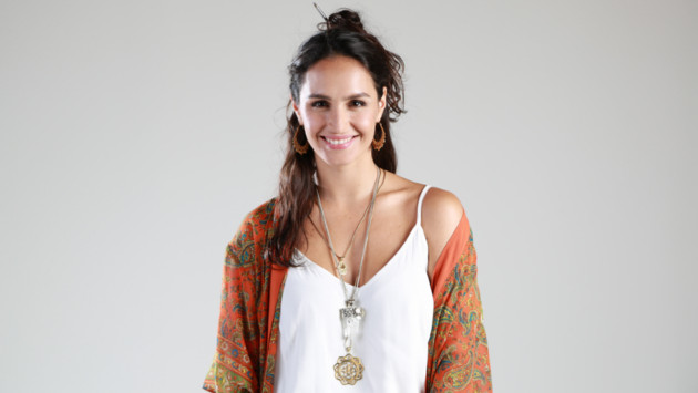 Fernanda Urrejola deslumbra a fanáticos con aparición en 'Floribella' y '20añero a los 40'