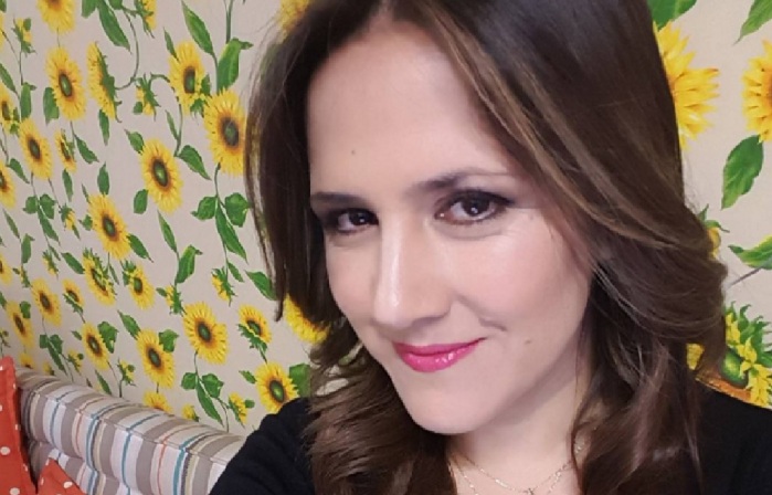 Michelle Adam sufre bochorno de su vida con su vestido en 