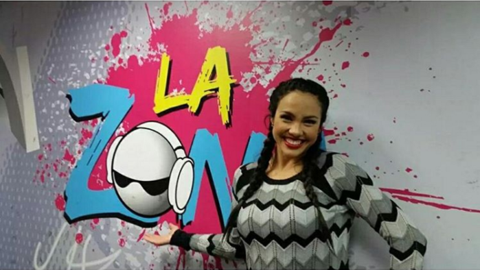 Ex Mekano Paloma Fiuza deleita a seguidores con fotos en bikini junto a su madre