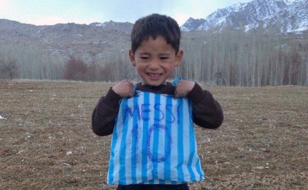 Niño de la 'bolsa-camiseta' de Messi conocerá a su ídolo