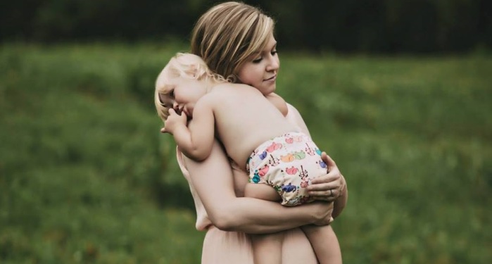 Amamantó a su bebé resfriada y descubrió algo increíble: Su historia es viral