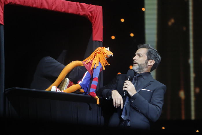 Lagarto Murdock se robó la película en cierre de Fiesta de la Independencia de Talca