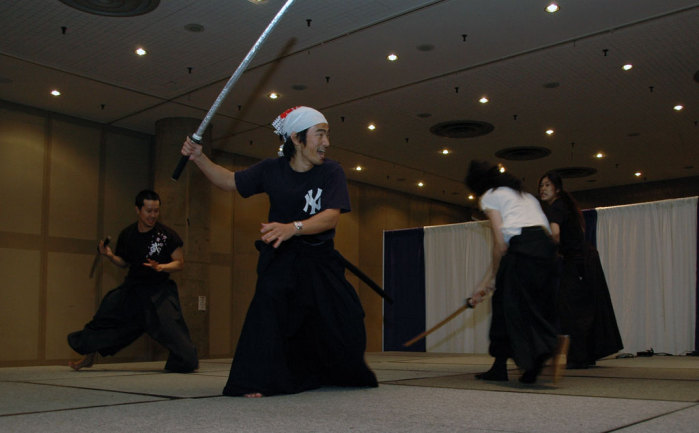 Actor japonés murió tras ser apuñalado con espada samurái en pleno ensayo