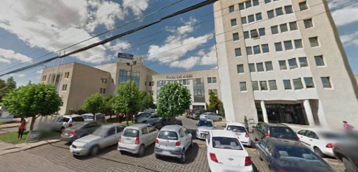 Usuario denuncia supuesta publicidad engañosa y cobro irregular en Clínica Los Andes