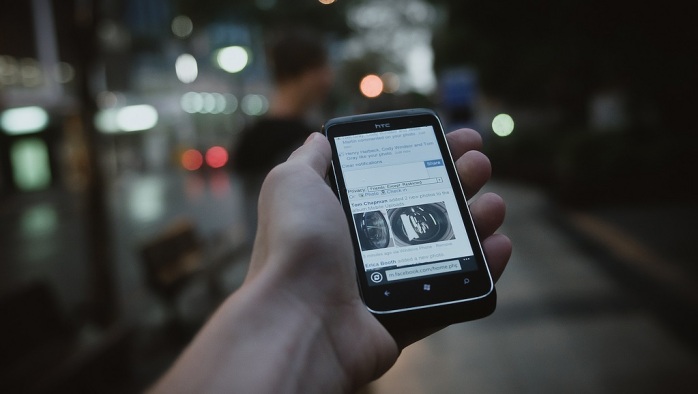 Este truco evita que la aplicación de Facebook drene la batería de tu celular