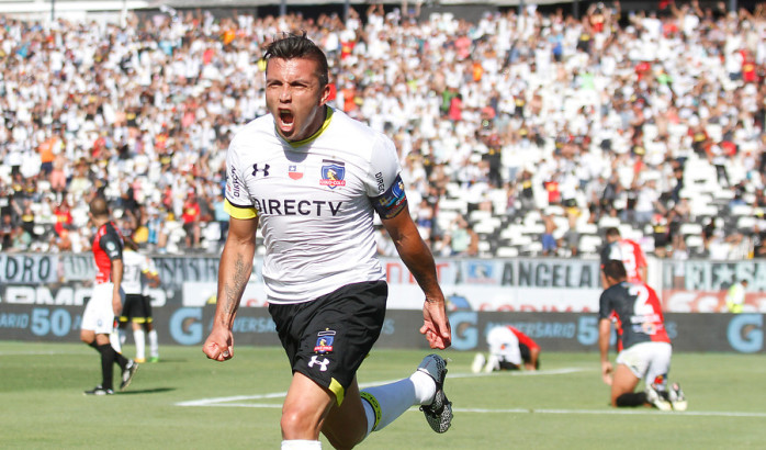 Colo Colo derrotó a Antofagasta en Pedrero y sigue al acecho de los líderes