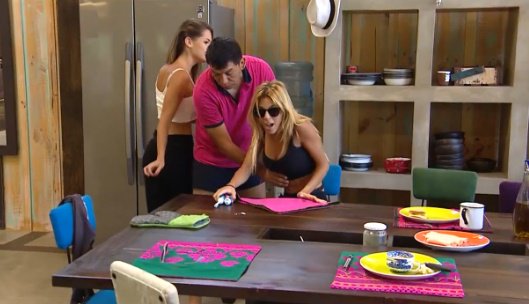 La fuerte pelea entre Oriana y Bárbara que se tomó nuevo capítulo de Volverías con tu ex?