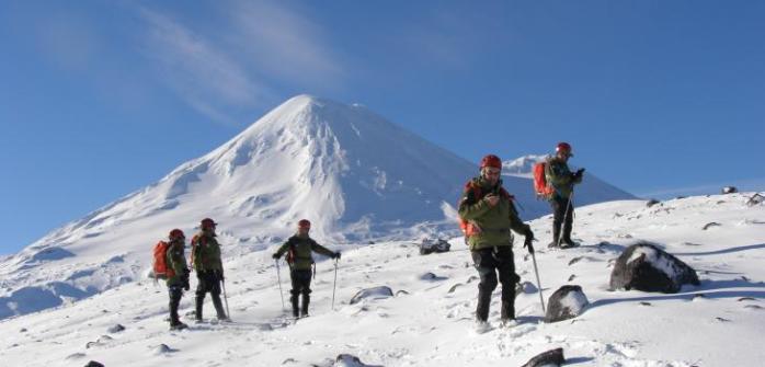 6 personas permanecen extraviadas en el volcán Villarrica