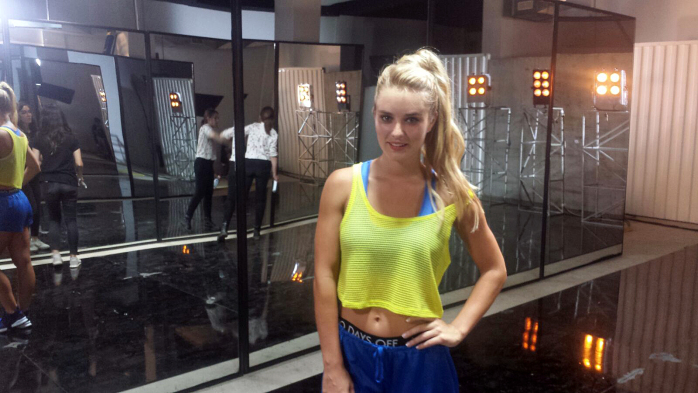 Así fue el sexy baile de Kika Silva que provocó el delirio de Jordi Castell en 