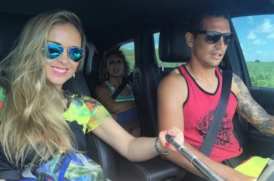 Con esta romántica foto Maura Rivera agradeció a Mark su labor como padre