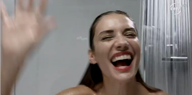 El divertido y sensual video con que inició la segunda noche de Viña 2016