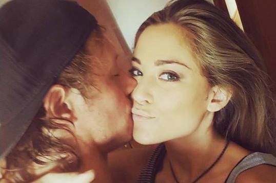 La íntima foto que Eduardo Rheinen borró de Instagram: Su novia mostraba demás