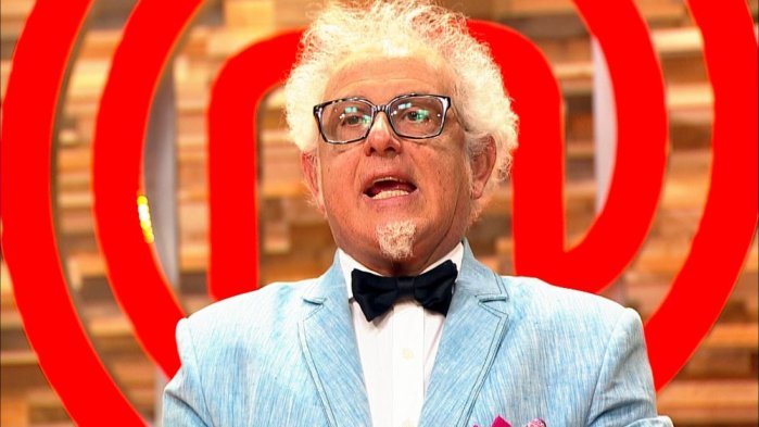 El irreconocible cambio de look de Ennio Carota: Regresó a los años 50