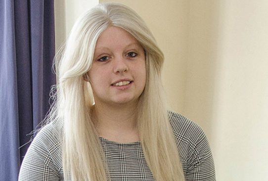 Joven consultó 24 veces al doctor por un dolor en su pierna: Terminó perdiéndola