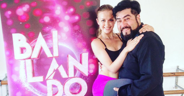 Conoce a la bella bailarina rusa que acompaña a Gustavo Becerra en 