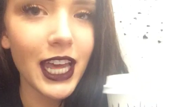 Pidió un café y dijo que se llamaba 