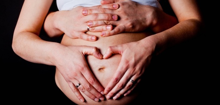 La ecografía que se tomó las redes sociales tras cómico gesto de bebé