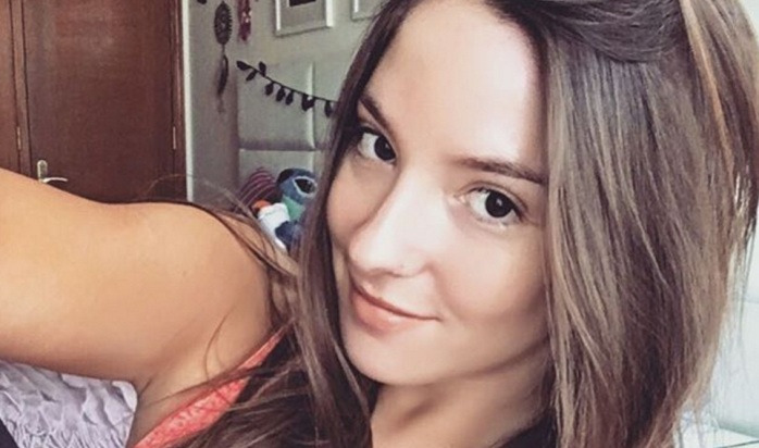 Kel Calderón comparte divertida foto para expresar su 