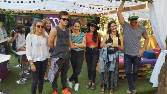 María Gracia Omegna y Gonzalo Valenzuela se dejaron ver en Lollapalooza