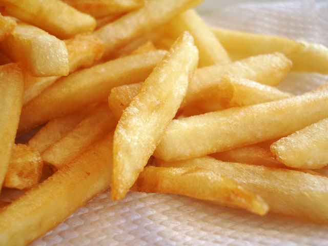 ¿Por qué los belgas publican fotos de papas fritas tras el atentado en Bruselas?
