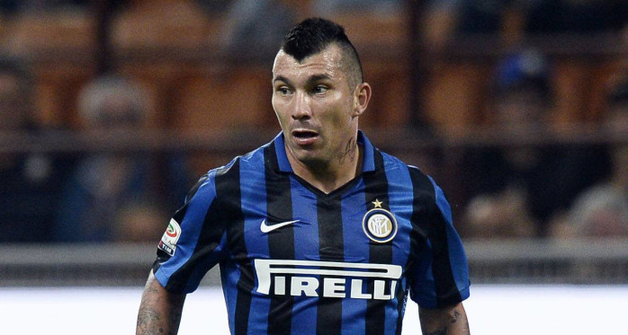 Medel dijo presente en victoria del Inter sobre el Bologna de Pulgar