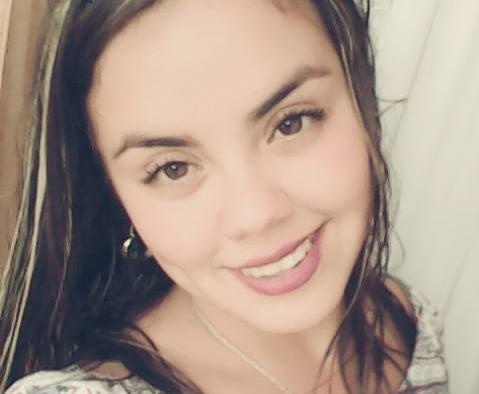 Amiga de adolescente enterrada en patio de liceo cuenta cómo logró encontrarla