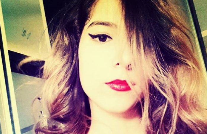 Modelo saltó desnuda desde un edificio para evitar ser violada por dos hombres