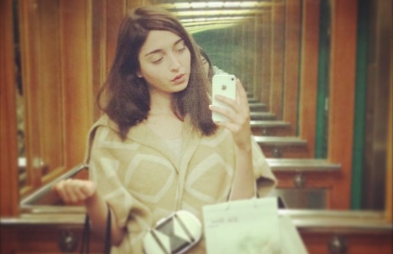 Joven inventó vida de ensueño en Instagram para un ácido proyecto de arte